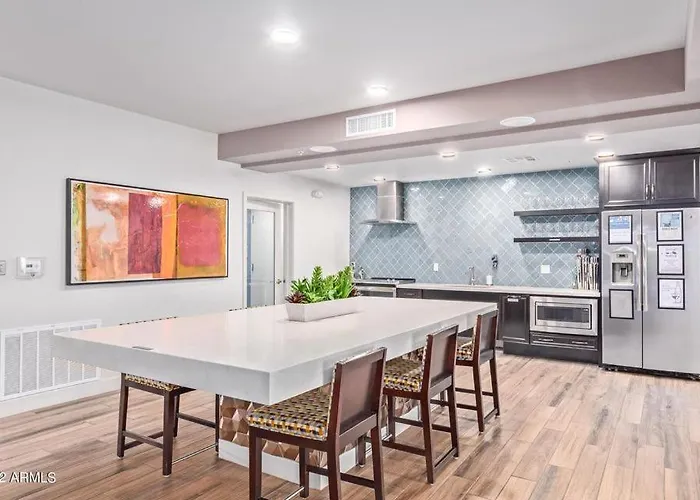 Holiday home Queen Creek #102