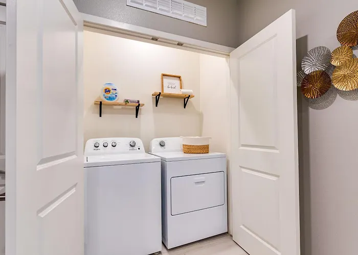 Queen Creek #102 Holiday home *